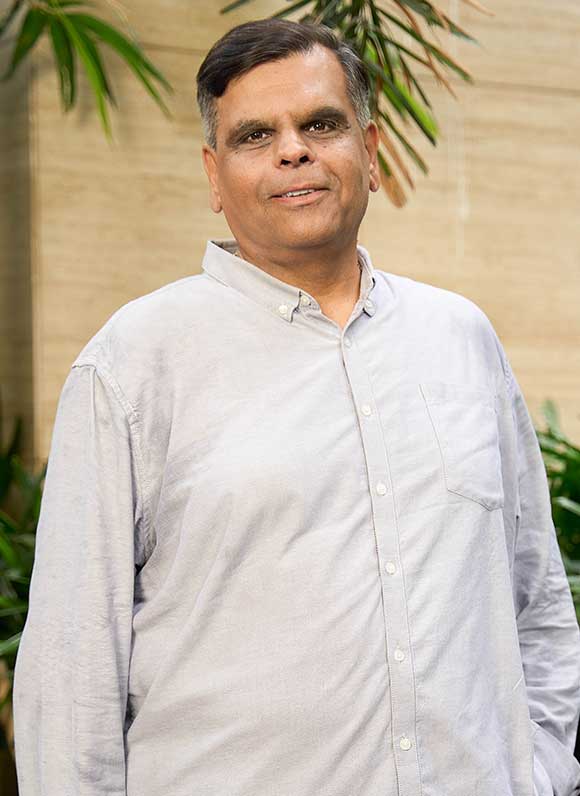 Hiten Negandhi