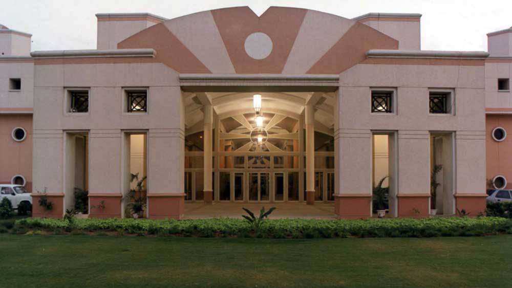 Indraprastha Apollo Hospital