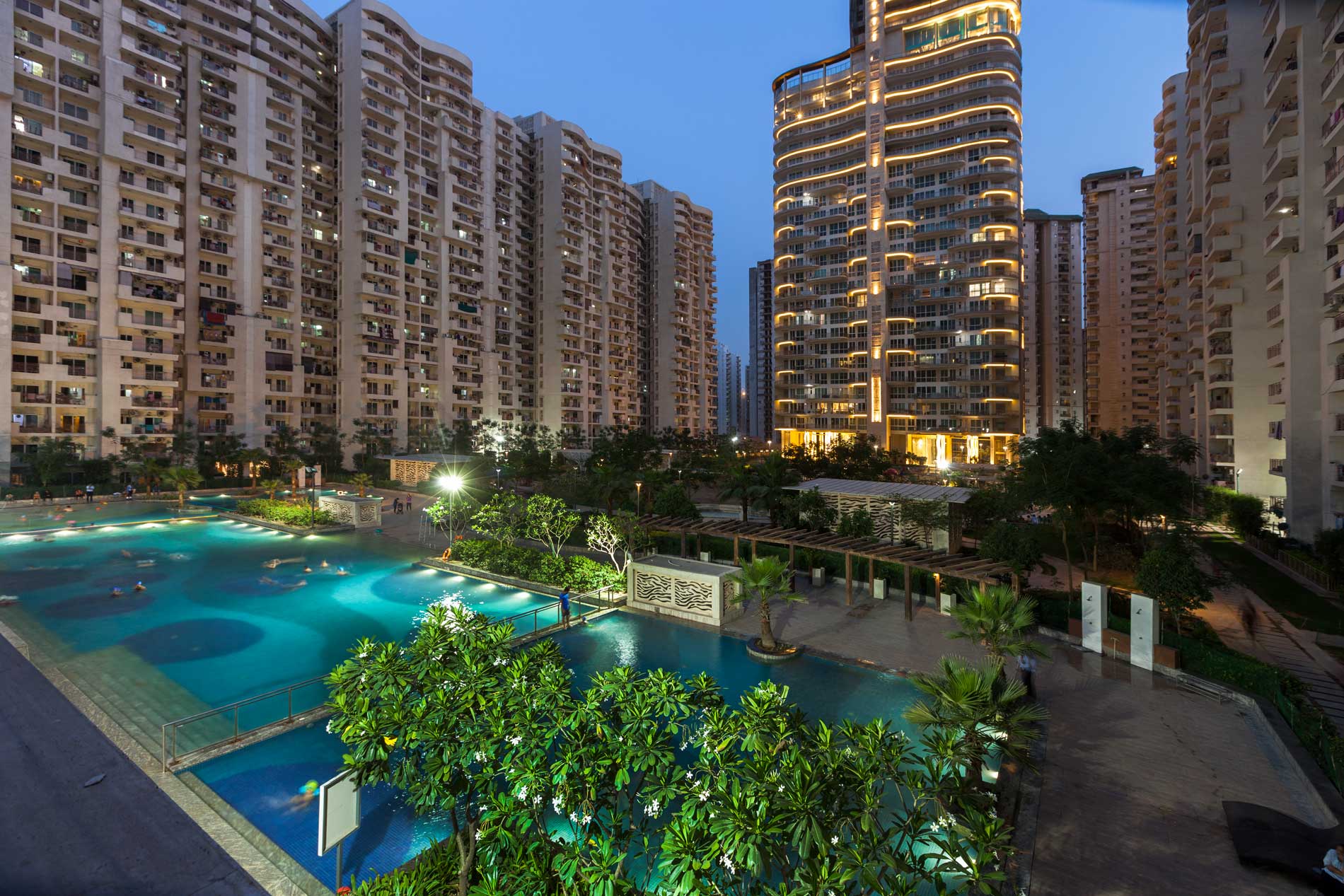 Mahagun Moderne