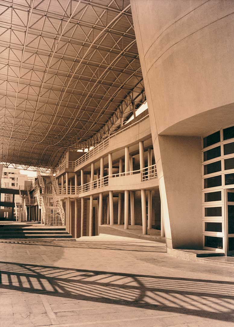 NIFT (National Institute of Fashion Technology)