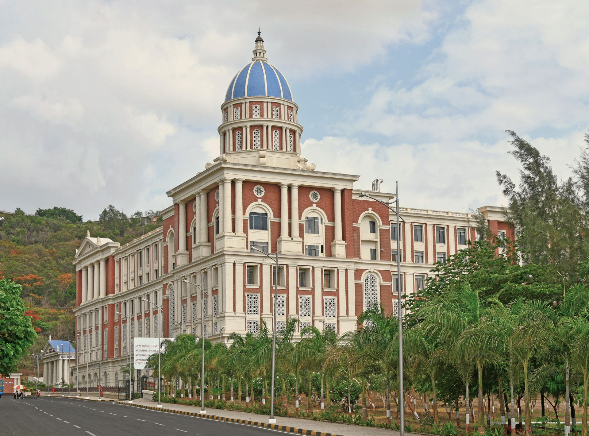 Symbiosis Medical College for Women