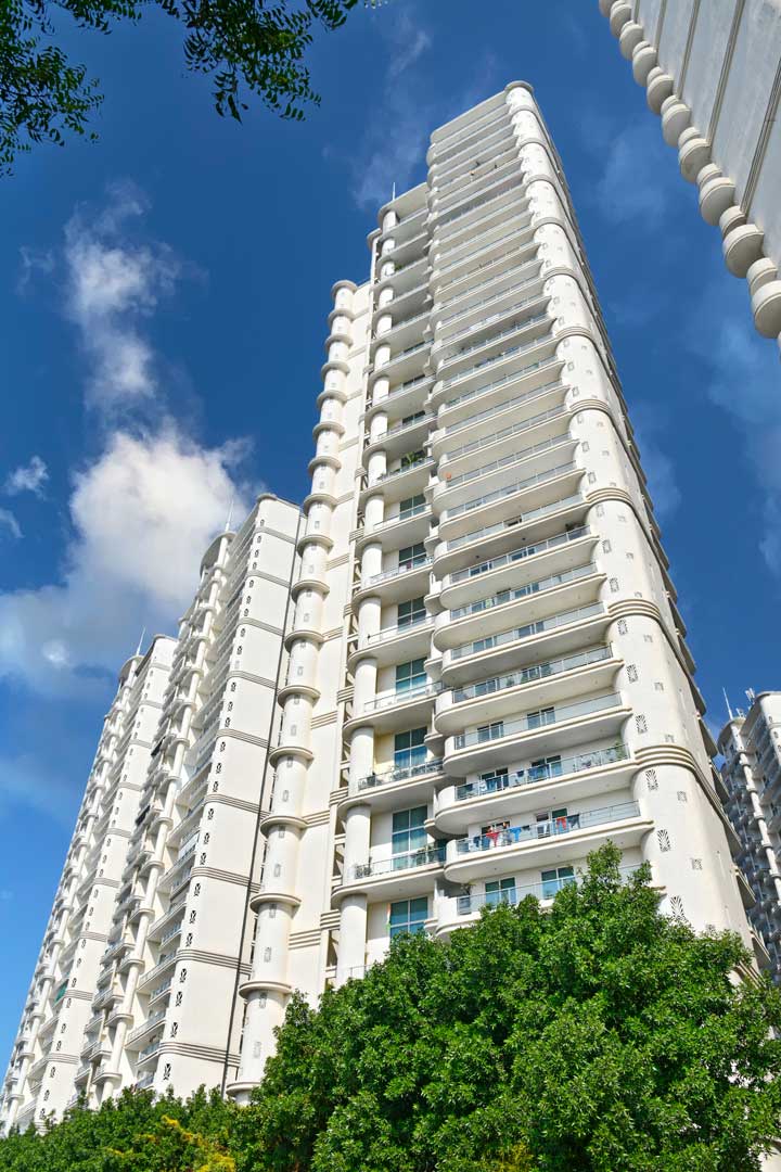 Mahagun Mezzaria 11